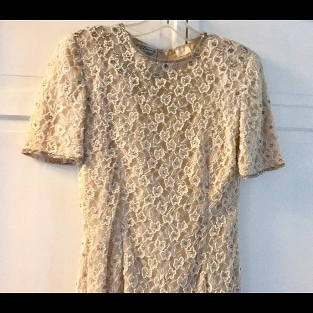 Dress - Picture 3 of 5